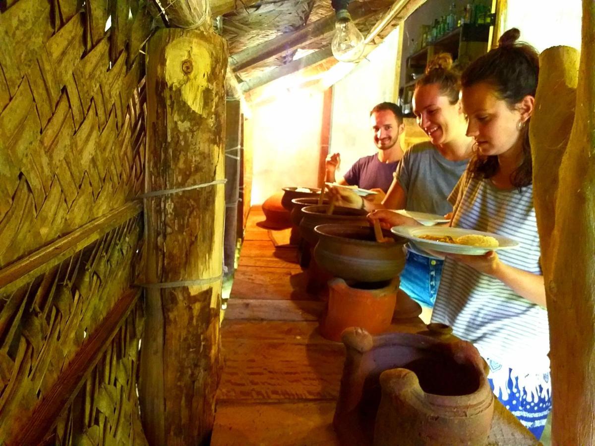 Palm Land Eco Resort And Safari Tours Udawalawe Ngoại thất bức ảnh